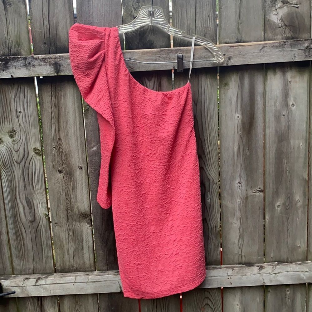 Forever 21 one shoulder dress sz. M